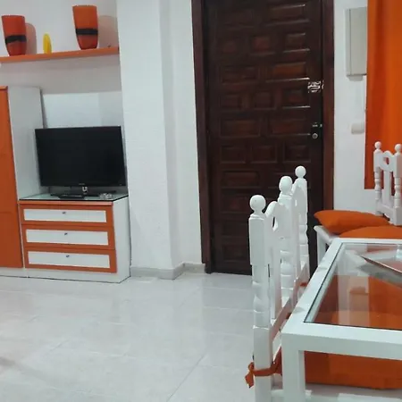 Patio Pompeyos 公寓 *